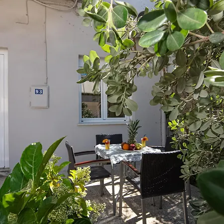 Daire Veranda House Hanya