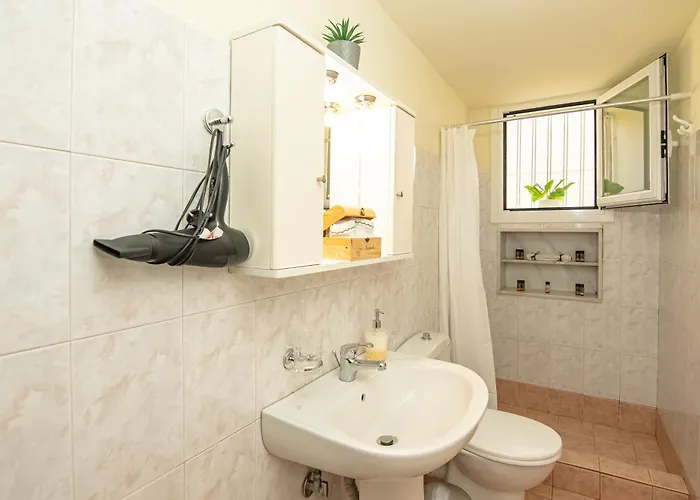 Apartament Veranda House